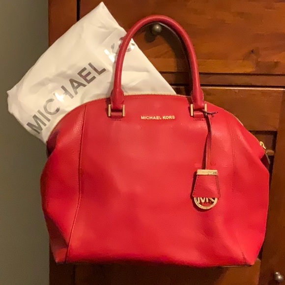 Michael  Kors Riley Large Satchel bag in Watermelon - Picture 6 of 12